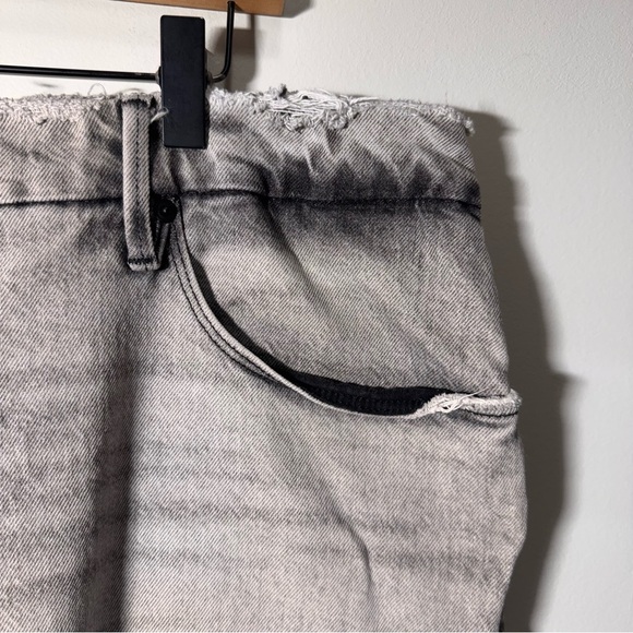 Good American Grey Black Distressed Tapered High Rise Jeans Size 20 - Picture 5 of 13